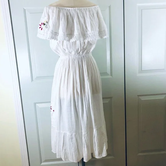 Mexican Off Shoulder Dress Floral Embroidered Lace Gauzy Cotton Size L - Picture 10 of 15